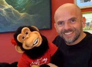 “CI VUOLE TANTA TIGNA”, QUESTO È IL SEGRETO – Nicola, molto più di un ventriloquo